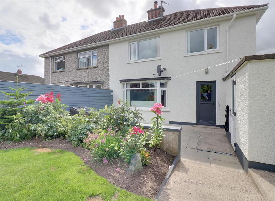 18 Dromena Gardens, Newtownards, BT23 4PX