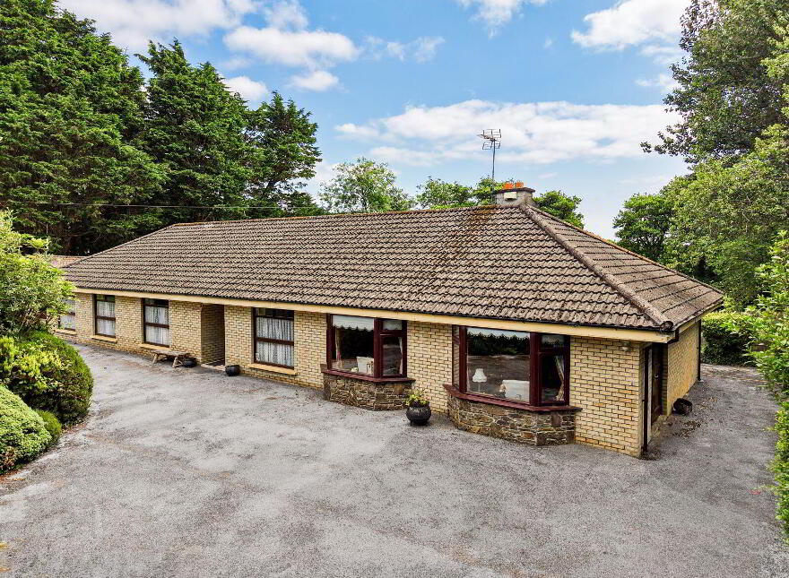 Woodside, Rathbarry, Castlefreke, P85Y261