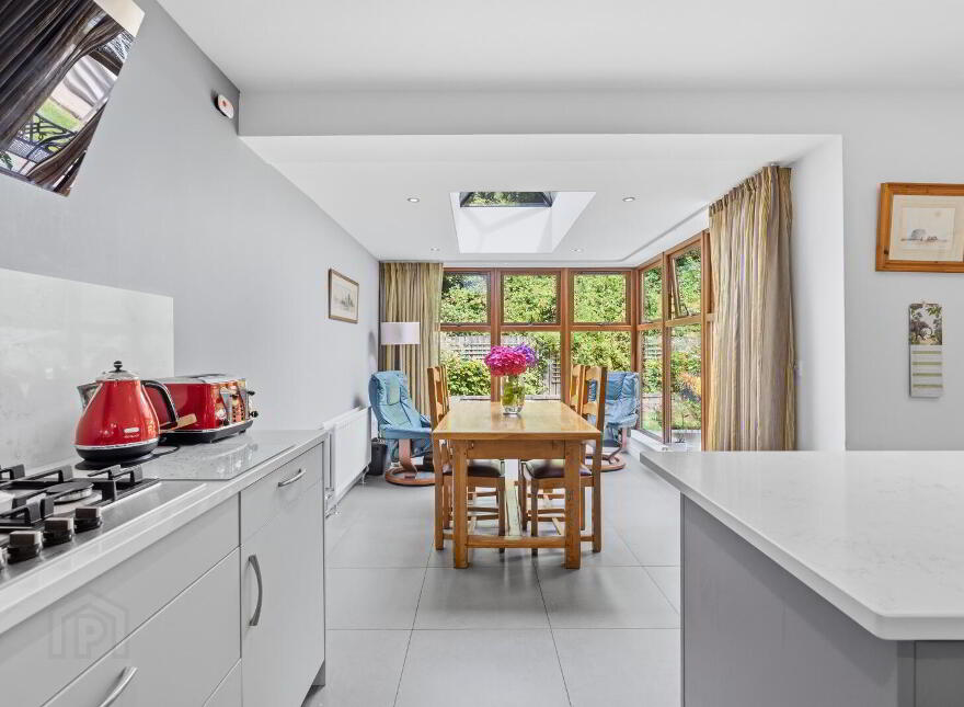 2 Knockvale Grove, Belfast, BT5 6HL