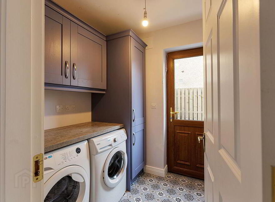 59 Monksfield, Abbeyside, Dungarvan, X35P899