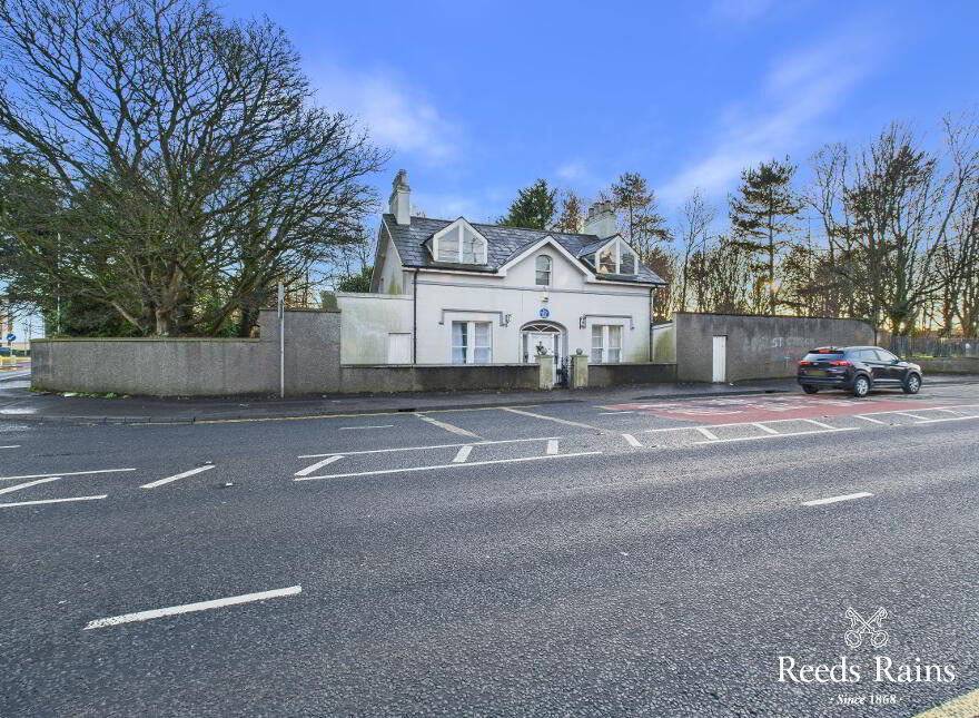 Maritime Cottage, 2 Belfast Road, Carrickfergus, BT38 8BU photo