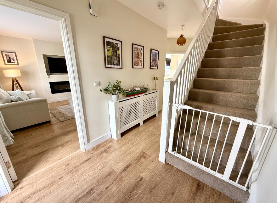 34 Cumber View, Claudy, Derry, BT47 4FG