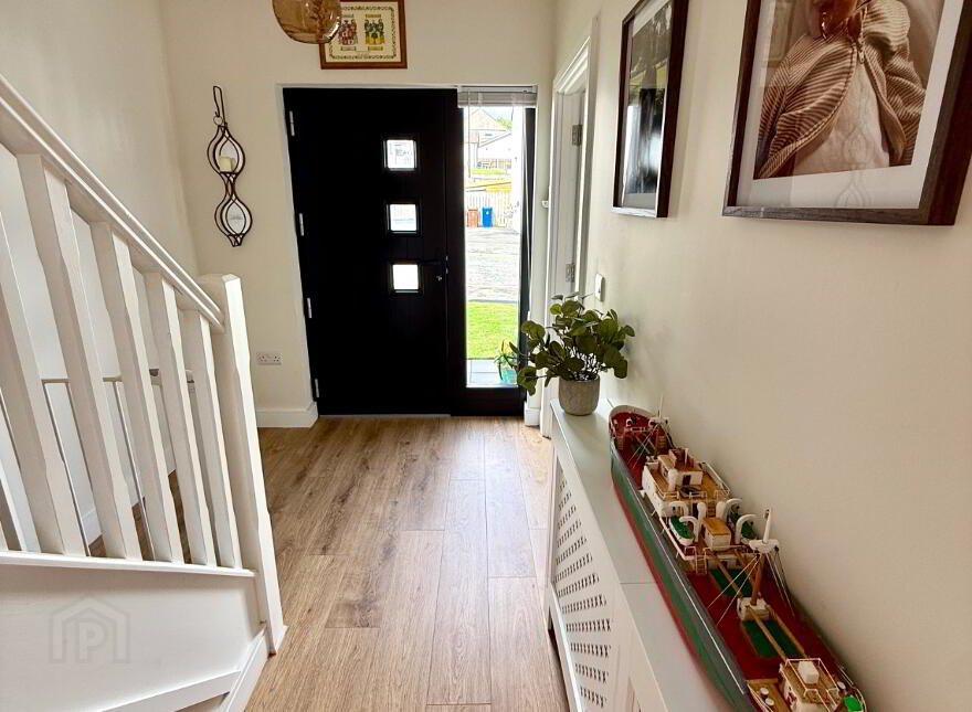 34 Cumber View, Claudy, Derry, BT47 4FG