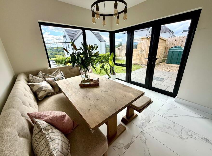34 Cumber View, Claudy, Derry, BT47 4FG