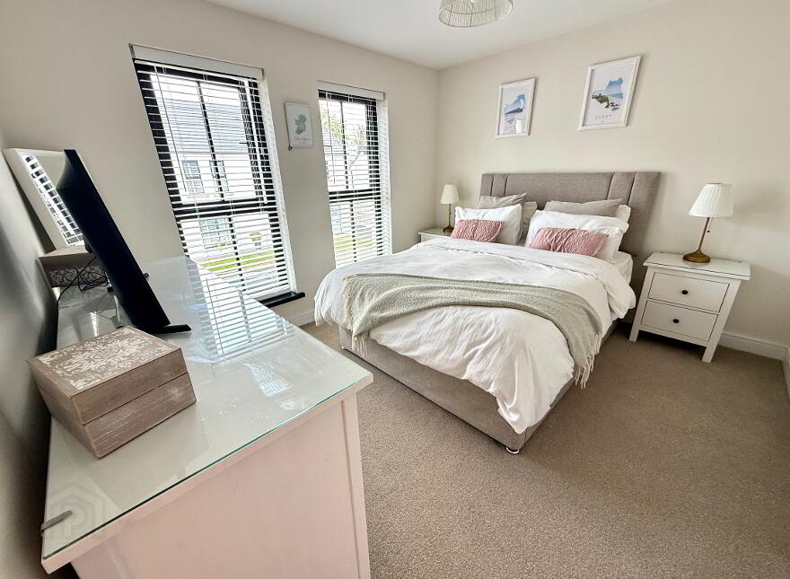 34 Cumber View, Claudy, Derry, BT47 4FG