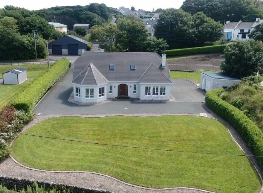 4 Bedroom Detached House, Killult, Falcarragh, F92DP9Y
