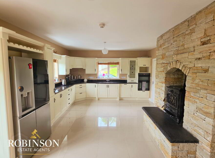 4 Bedroom Detached House, Killult, Falcarragh, F92DP9Y