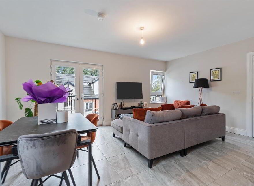 Apt 5 Ebrington Hall, 149 Upper Newtownards Road, Belfast, BT4 3HX