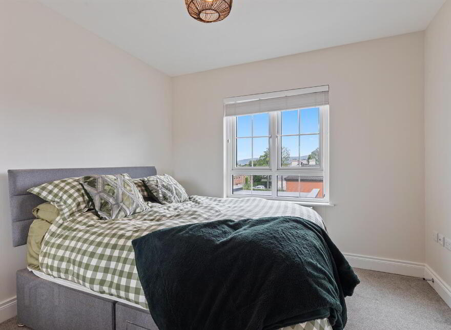 Apt 5 Ebrington Hall, 149 Upper Newtownards Road, Belfast, BT4 3HX