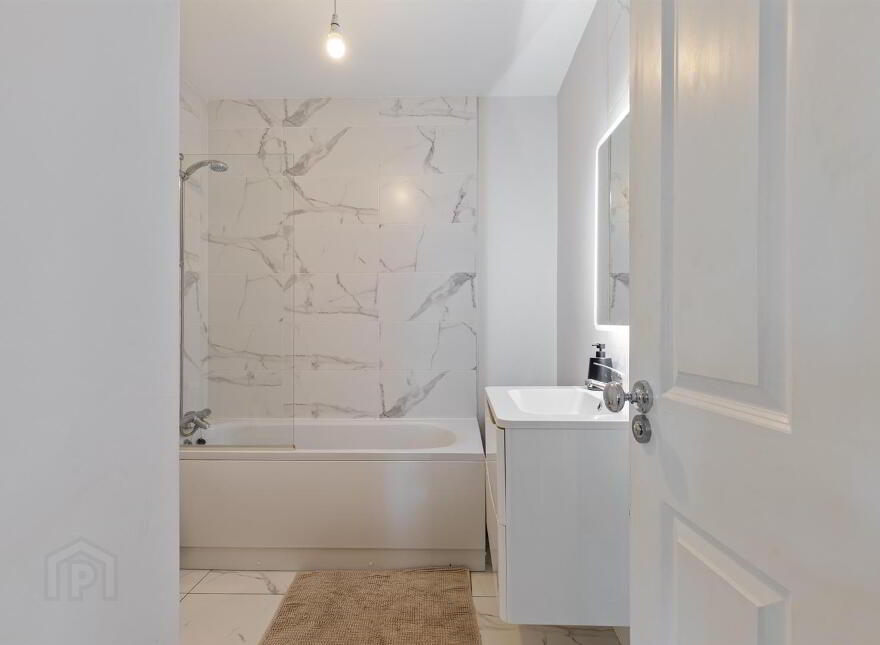 Apt 5 Ebrington Hall, 149 Upper Newtownards Road, Belfast, BT4 3HX