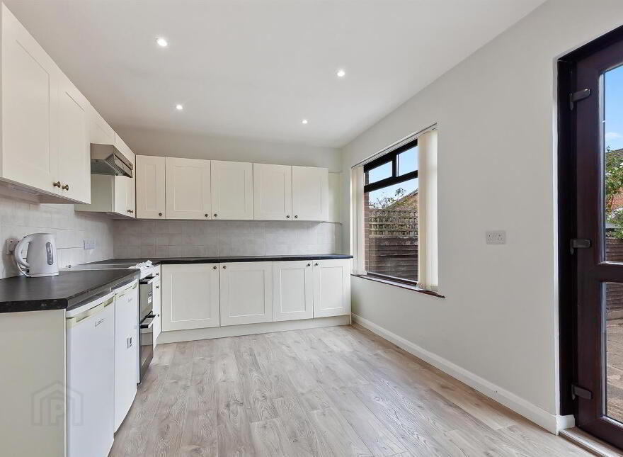 21 Grange Valley Drive, Ballyclare, BT39 9HB