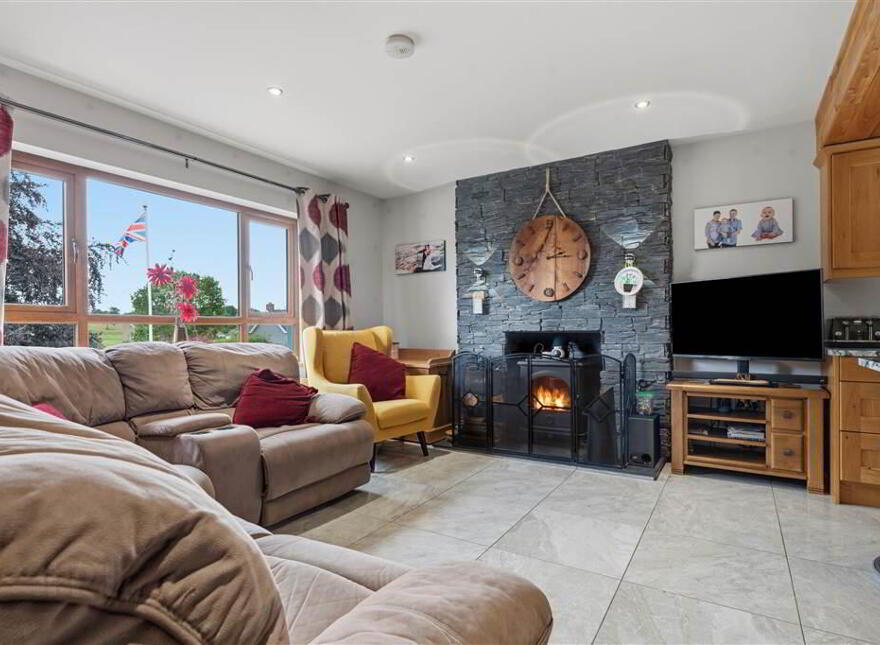 18 Old Antrim Road, Ballymena, BT42 2HG
