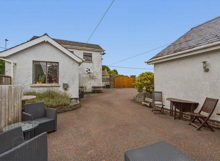 18 Old Antrim Road, Ballymena, BT42 2HG
