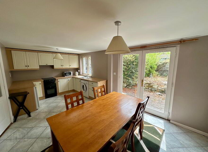 East, Main St, Lismore, P51XH32