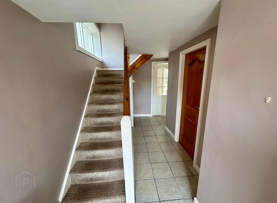 East, Main St, Lismore, P51XH32
