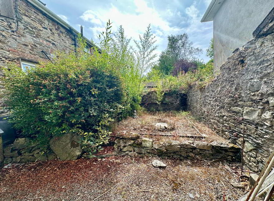 East, Main St, Lismore, P51XH32