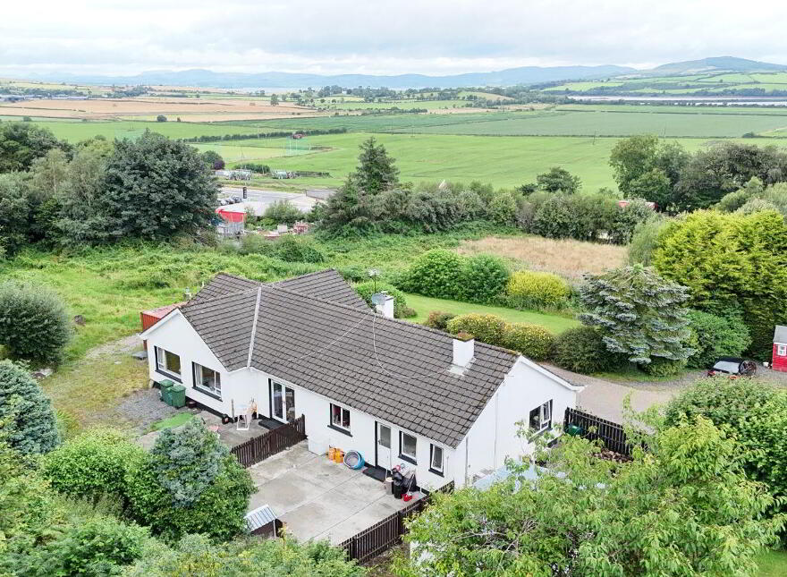 Moness, Burt, Bridgend, F93D52F
