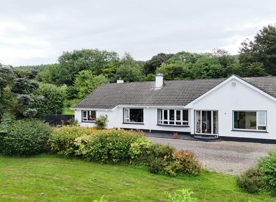 Moness, Burt, Bridgend, F93D52F