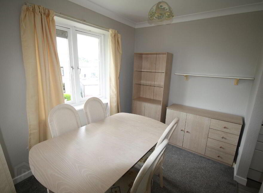 Apartment 6 Saint Helens South, Glasthule Road, Glasthule, A96V883