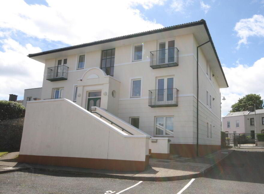 Apartment 6 Saint Helens South, Glasthule Road, Glasthule, A96V883