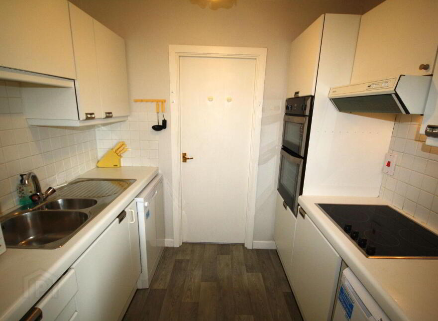 Apartment 6 Saint Helens South, Glasthule Road, Glasthule, A96V883