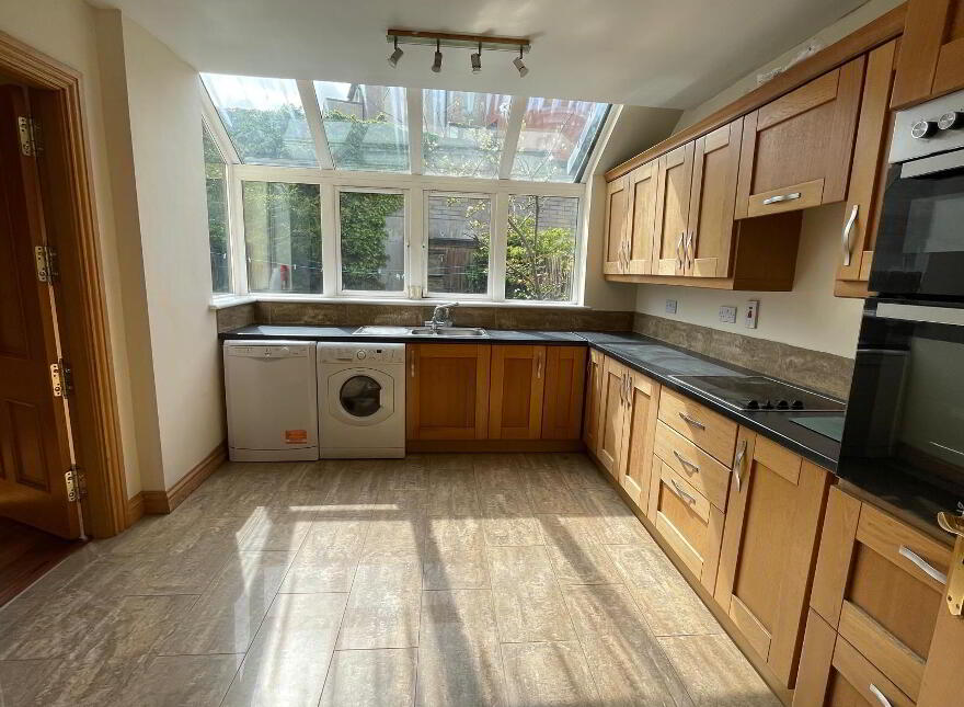 90 The Borough, Moneygourney, Douglas, T12YPK6