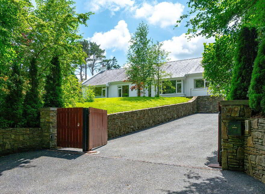 Greybrook, Waterfall, T12KWD6