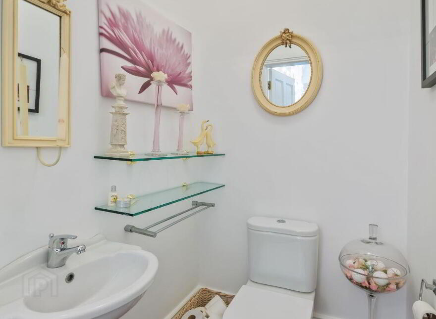 Greybrook, Waterfall, T12KWD6