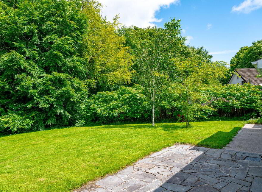 Greybrook, Waterfall, T12KWD6