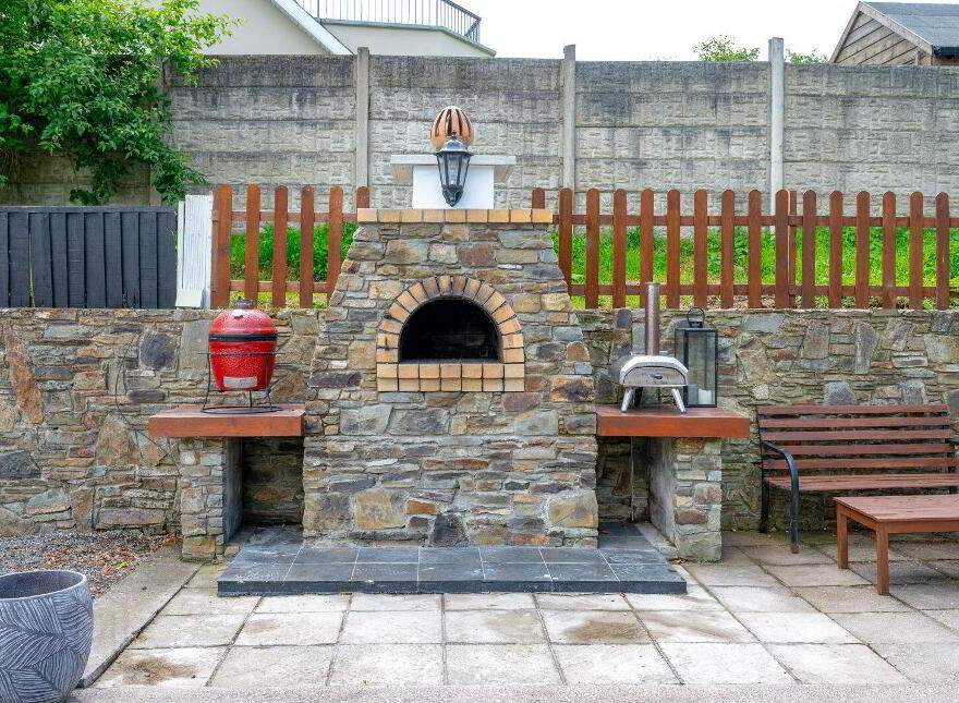 Greybrook, Waterfall, T12KWD6