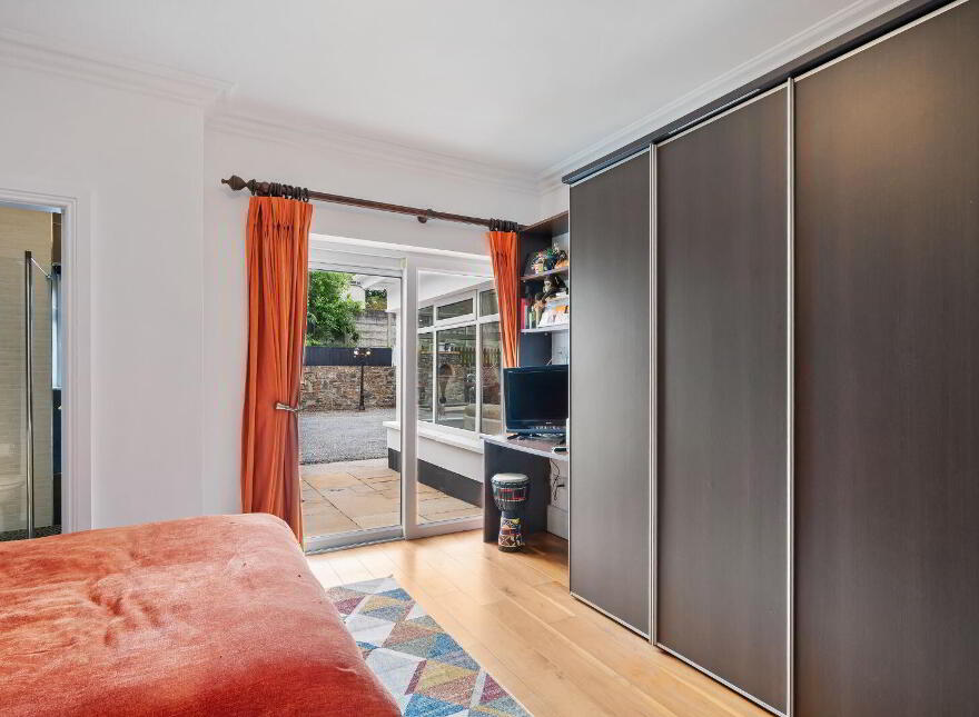 Greybrook, Waterfall, T12KWD6