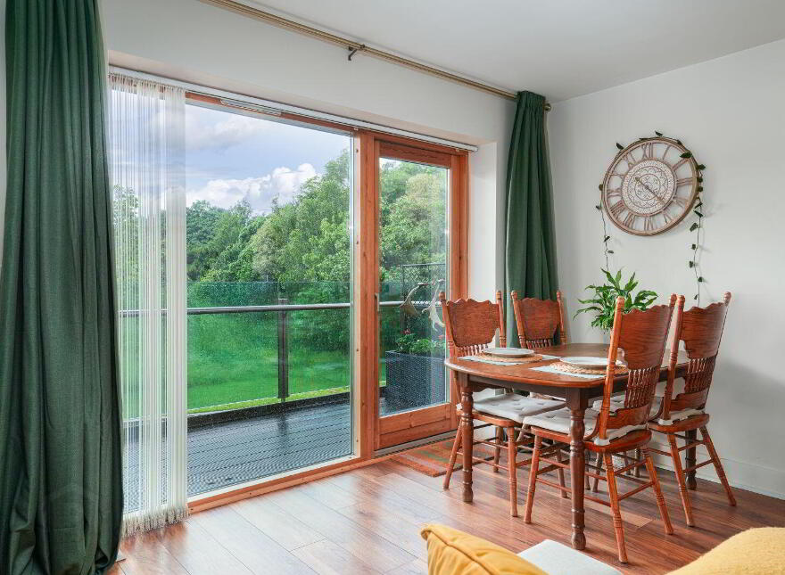 Apartment 30 Cloonlara Square, Phoenix Park Avenue, Dublin 15, D15NY32