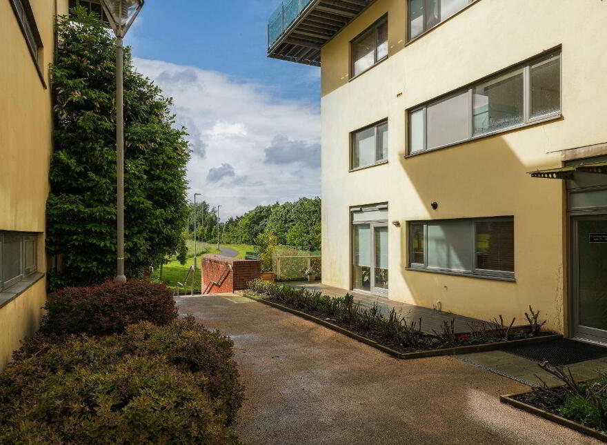 Apartment 30 Cloonlara Square, Phoenix Park Avenue, Dublin 15, D15NY32
