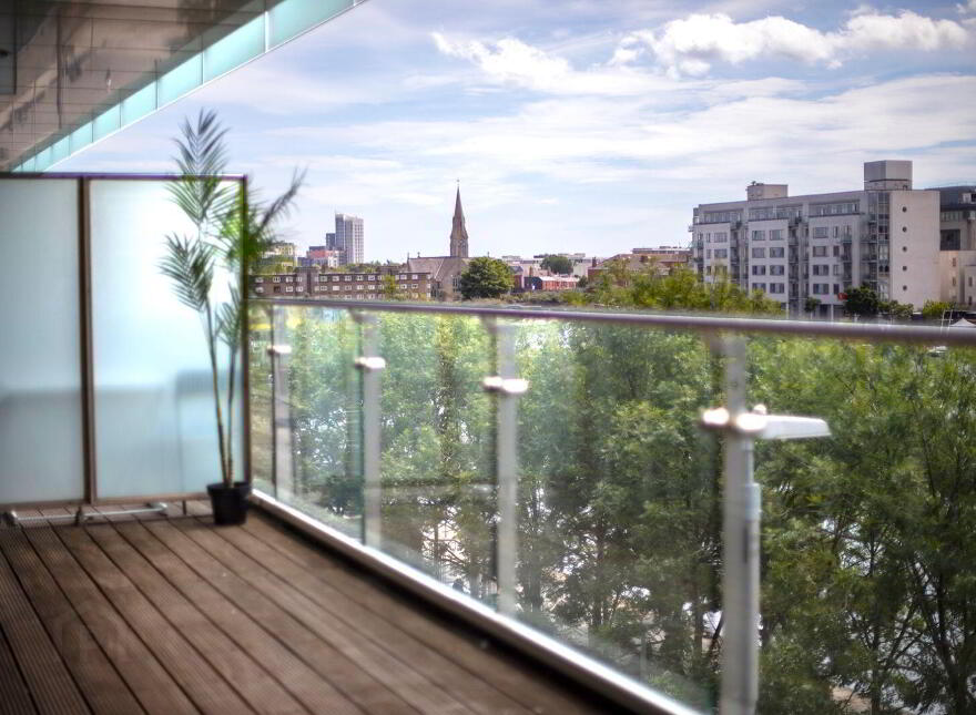 Apartment 40 The Waterfront Hanover Quay, Hanover Quay, D02KD54