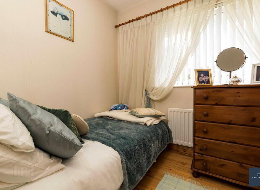 36 Donard Gardens, Lurgan, BT66 8EU