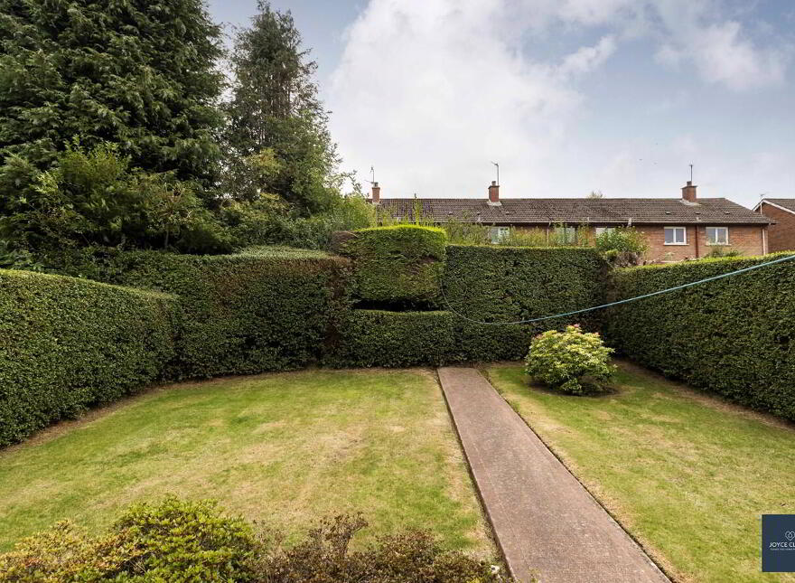36 Donard Gardens, Lurgan, BT66 8EU