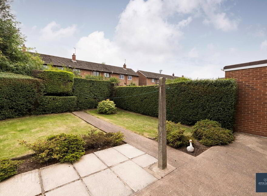 36 Donard Gardens, Lurgan, BT66 8EU