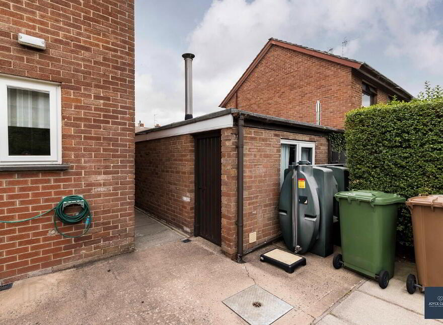 36 Donard Gardens, Lurgan, BT66 8EU
