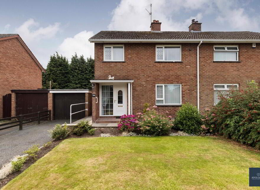 36 Donard Gardens, Lurgan, BT66 8EU