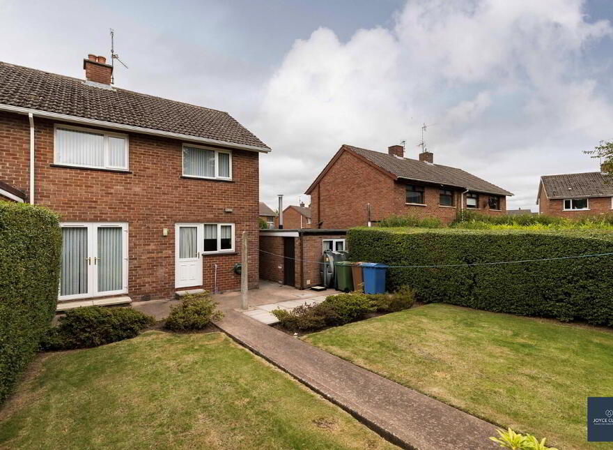 36 Donard Gardens, Lurgan, BT66 8EU