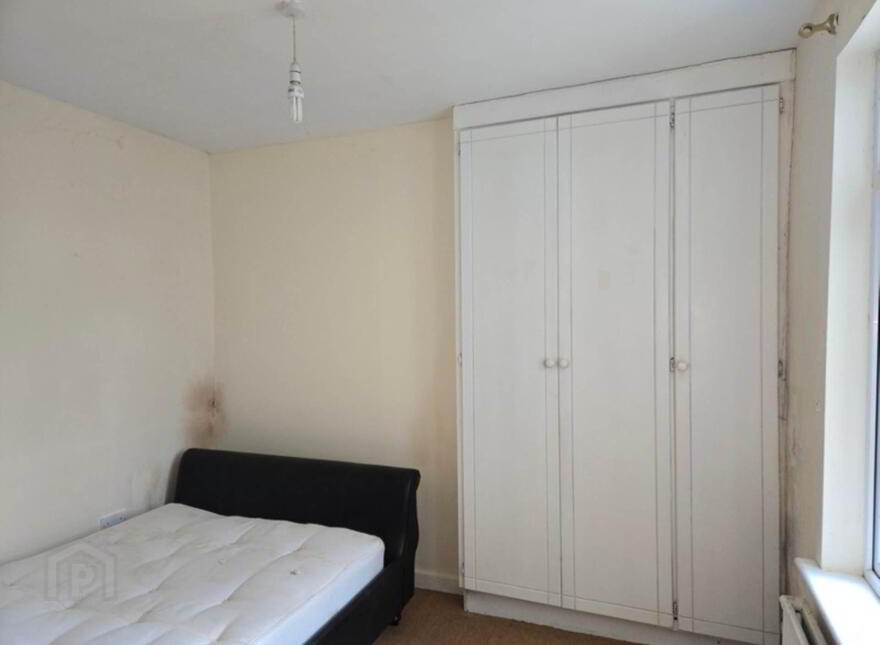 Church Street, Glenamaddy, F45W840