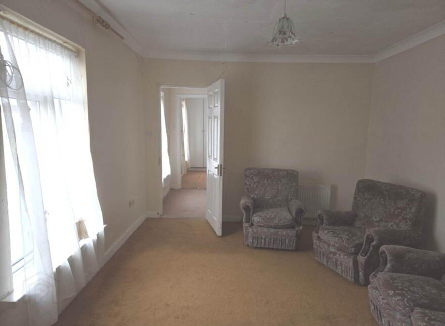 Church Street, Glenamaddy, F45W840