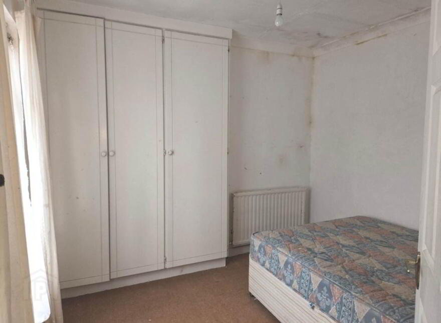 Church Street, Glenamaddy, F45W840