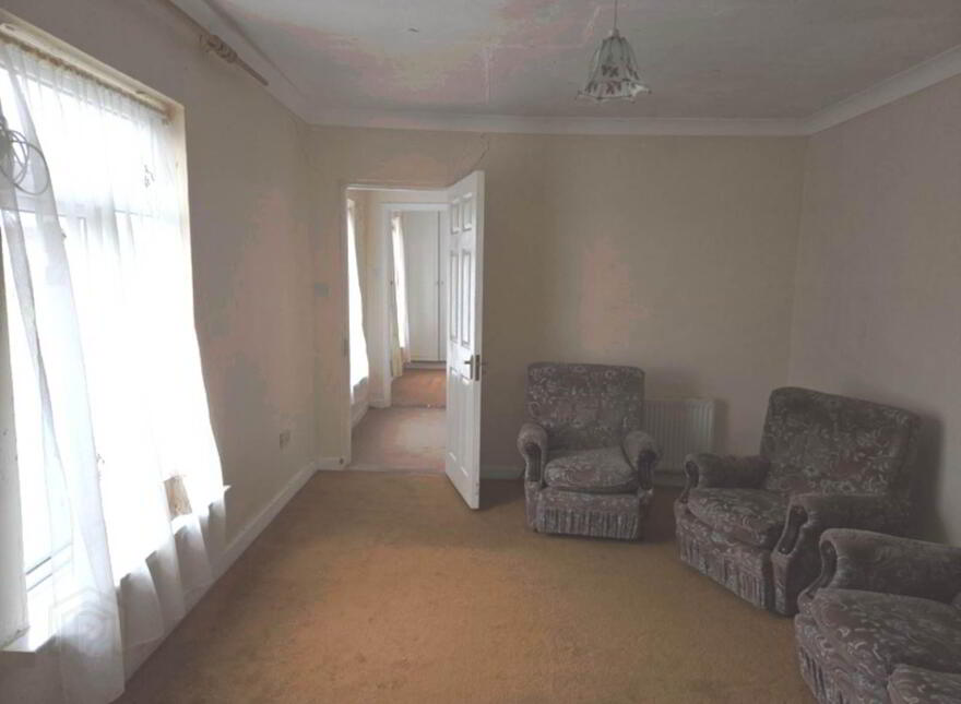 Church Street, Glenamaddy, F45W840