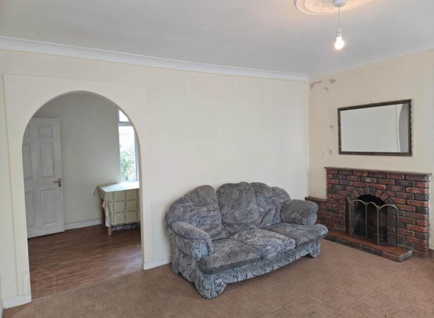 Church Street, Glenamaddy, F45W840