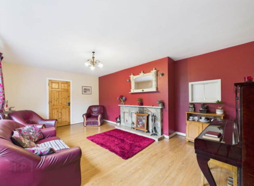 Tullaghan Rock, Ballaghaderreen, F45HT63