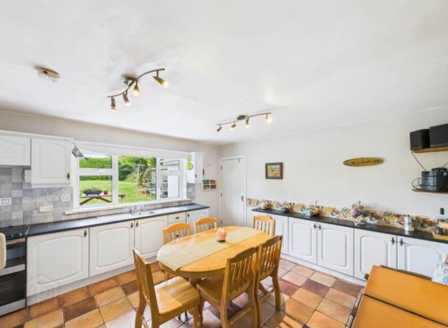 Tullaghan Rock, Ballaghaderreen, F45HT63