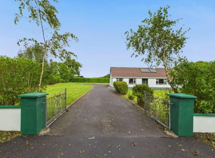 Tullaghan Rock, Ballaghaderreen, F45HT63