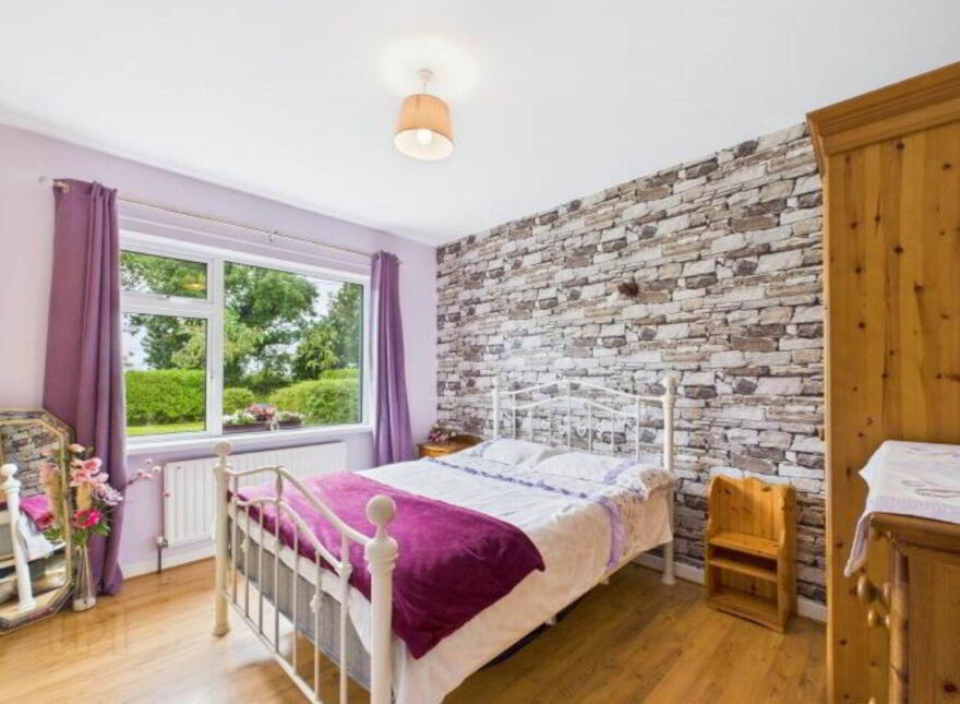 Tullaghan Rock, Ballaghaderreen, F45HT63