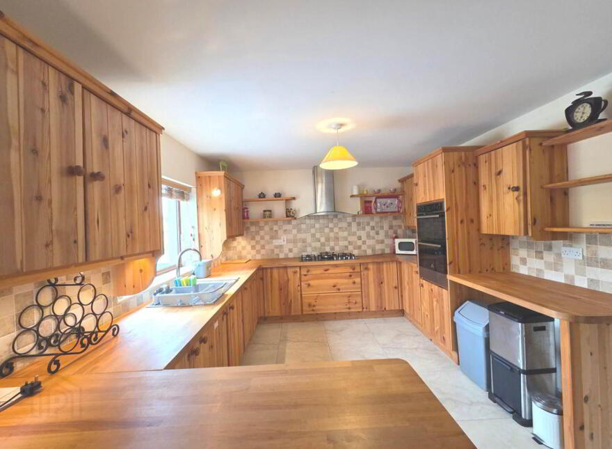 Westview House, Poulnagun, Lisdoonvarna, Cregg, V95TP99